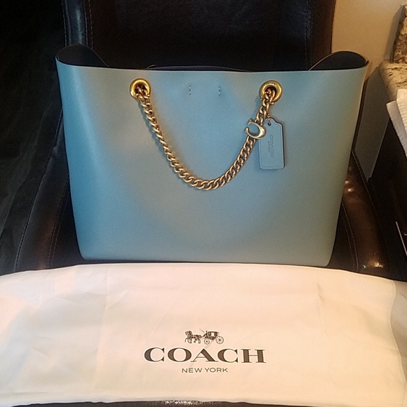 Signature Coach Tote Bag - Picture 13 of 13